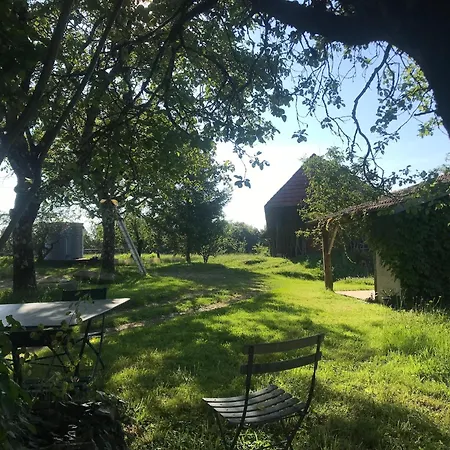 Hilltop Haven In Parlan