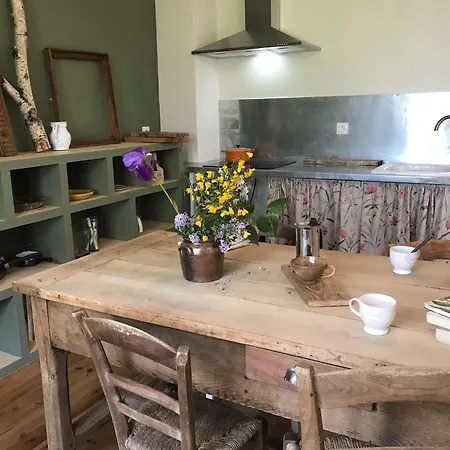 Hilltop Haven In Parlan Parlan