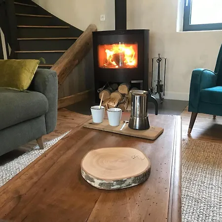 Hilltop Haven In Parlan Casa de Férias