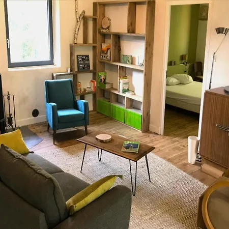 Hilltop Haven In Parlan Casa de Férias *