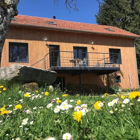 Hilltop Haven In Parlan