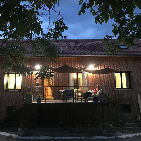 Hilltop Haven In Σπίτι διακοπών Parlan
