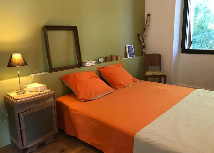 Hilltop Haven In Parlan