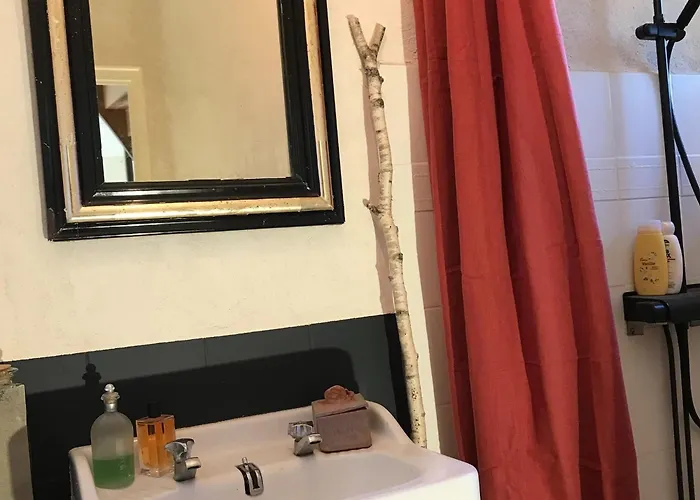 Hilltop Haven In Parlan Casa de Férias