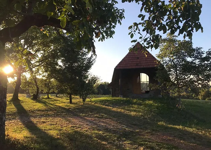 Hilltop Haven In Parlan Casa de Férias