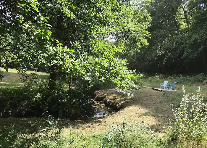 Hilltop Haven In Parlan Casa de Férias *