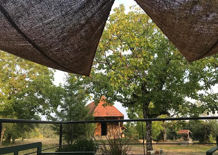 Hilltop Haven In Parlan Casa de Férias