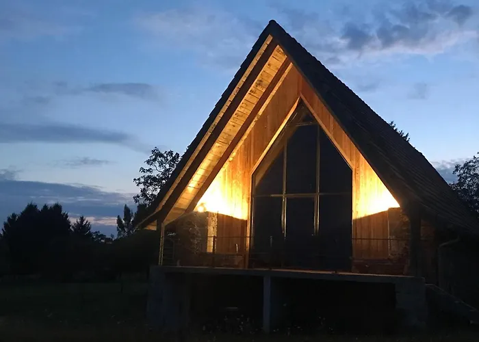 Hilltop Haven In Parlan Casa de Férias