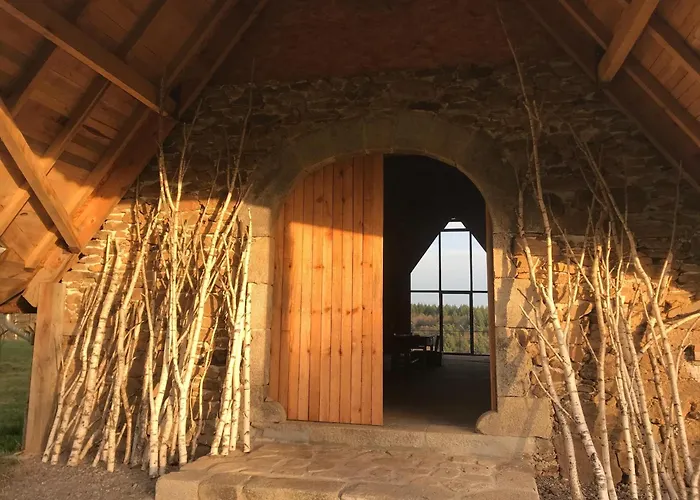 Hilltop Haven In Parlan *